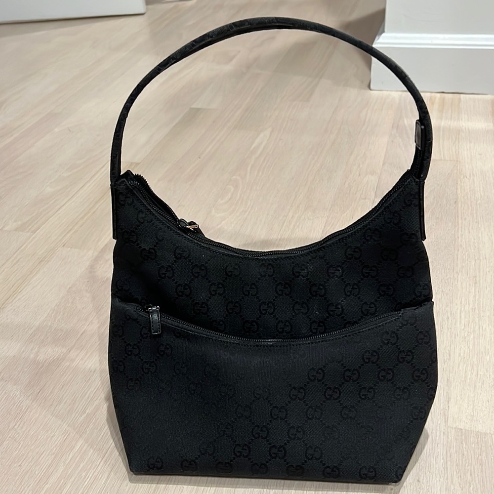 Black canvas GG monogram shoulder bag